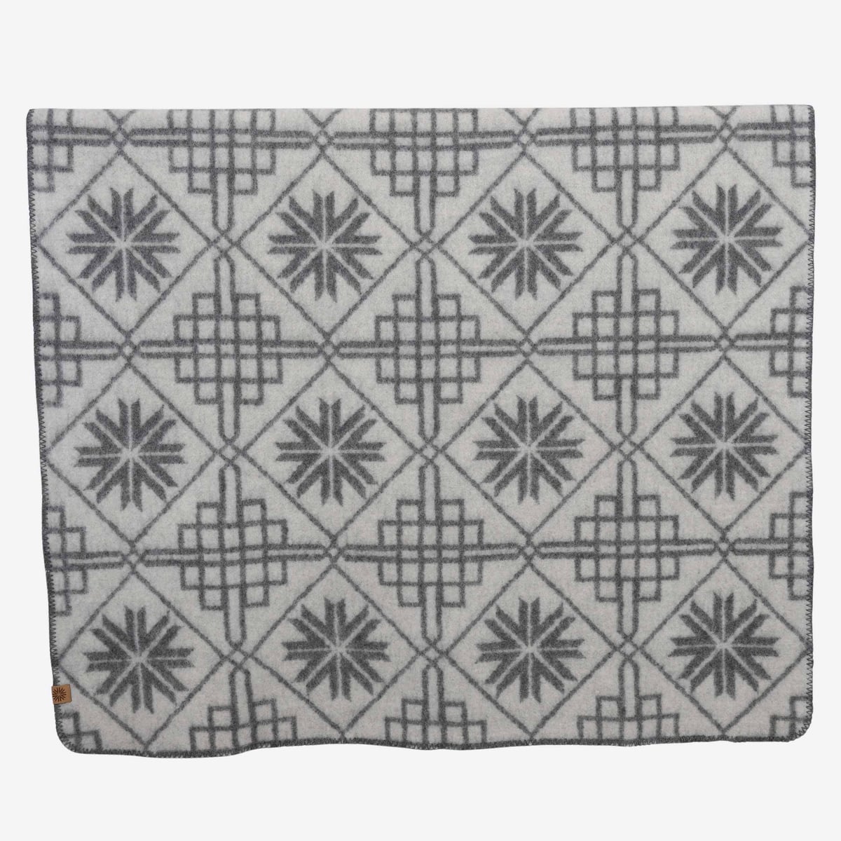 -nordic-throw-iceland-design_63.jpeg